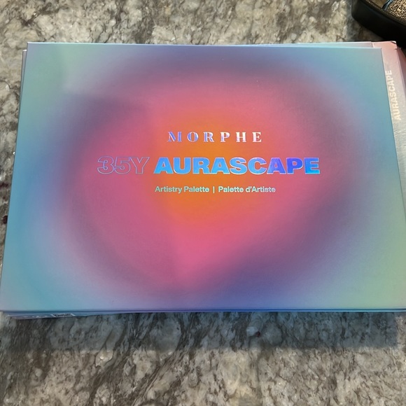 Eye shadow pallet - Picture 2 of 5